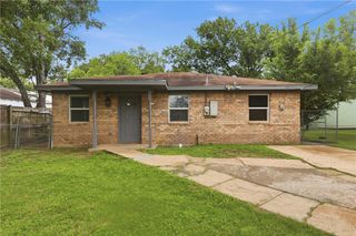 502 West 14th Street, Bryan, TX 77803