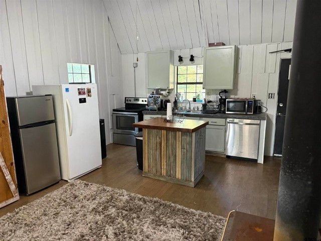 21120 Fm 16 W, Lindale, TX 75771