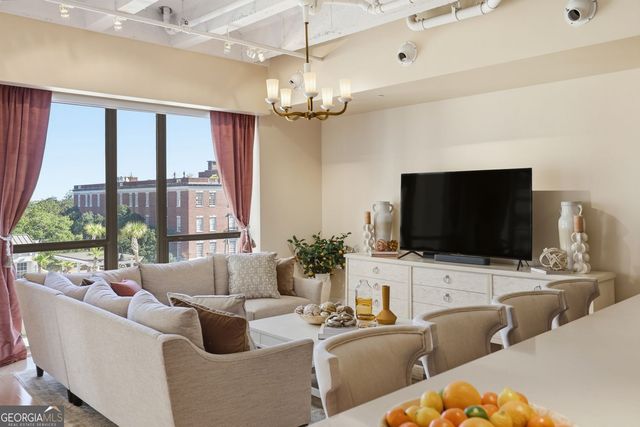 300 Bull Street 404A, Savannah, GA 31401