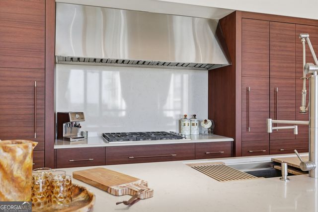 300 Bull Street 404A, Savannah, GA 31401