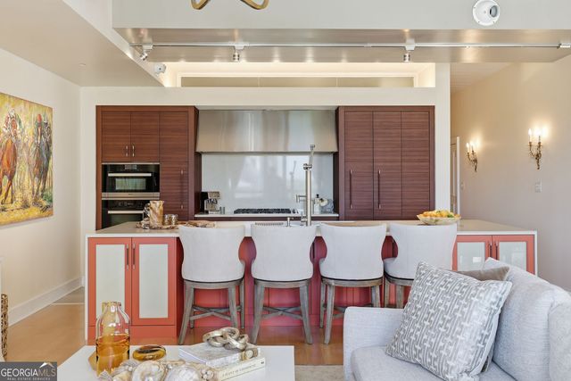 300 Bull Street 404A, Savannah, GA 31401