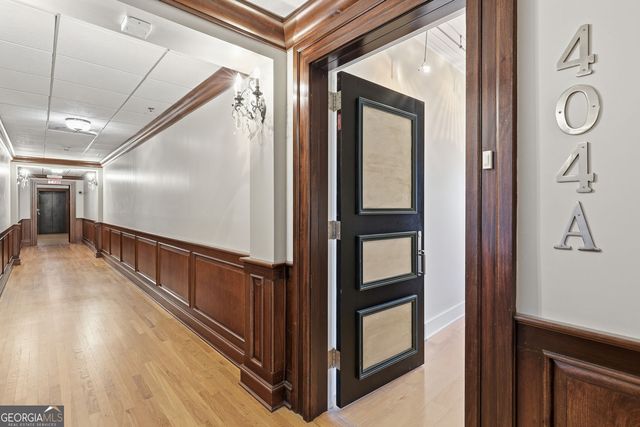 300 Bull Street 404A, Savannah, GA 31401