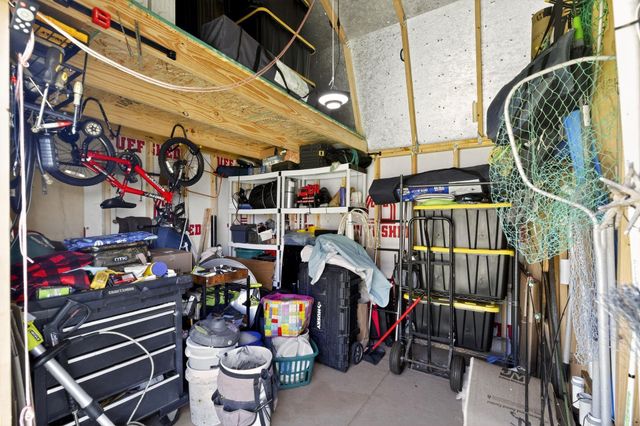 83 County Road 299, Bay City, TX 77414