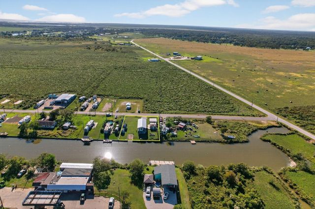 83 County Road 299, Bay City, TX 77414