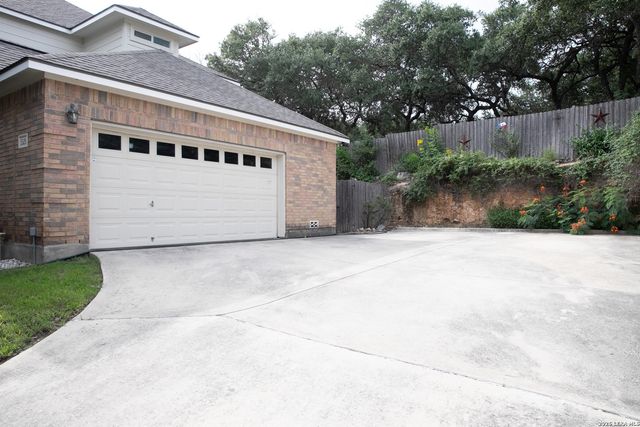 3325 Navasota, San Antonio, TX 78259