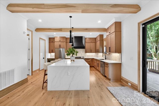 725 Hillside Avenue, Charlotte, NC 28209