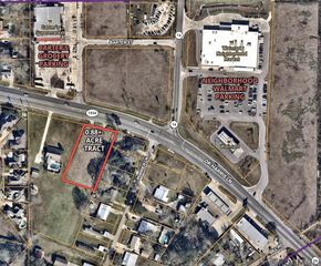 8436 Vincent Rd, Denham Springs, LA 70726