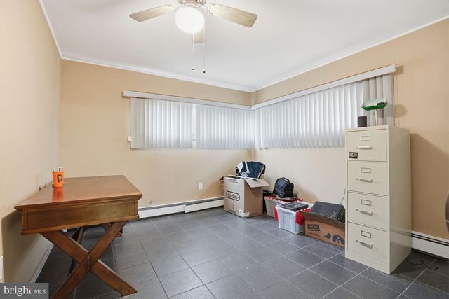 80 SILVERSPRUCE RD, Levittown, PA 19056