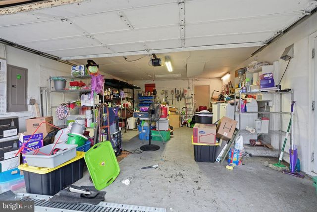 80 SILVERSPRUCE RD, Levittown, PA 19056