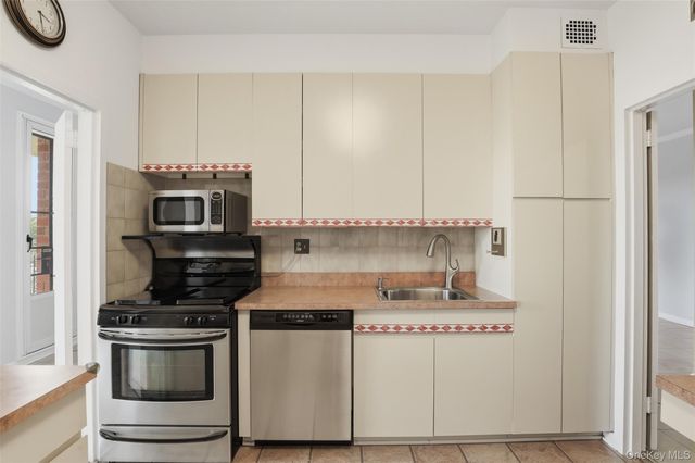 16 Rockledge Avenue 2C-1, Ossining, NY 10562