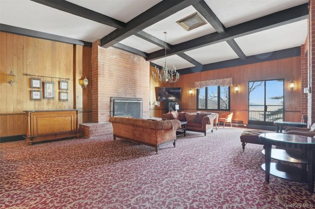 16 Rockledge Avenue 2C-1, Ossining, NY 10562