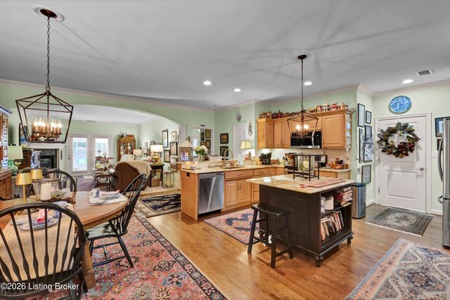 141 Treslyn Way 141, Louisville, KY 40245