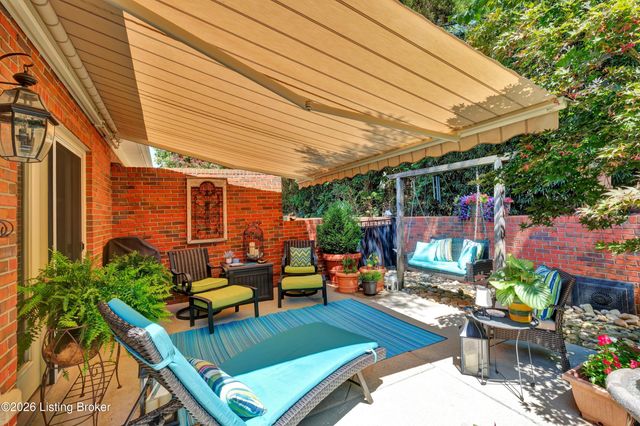 141 Treslyn Way 141, Louisville, KY 40245