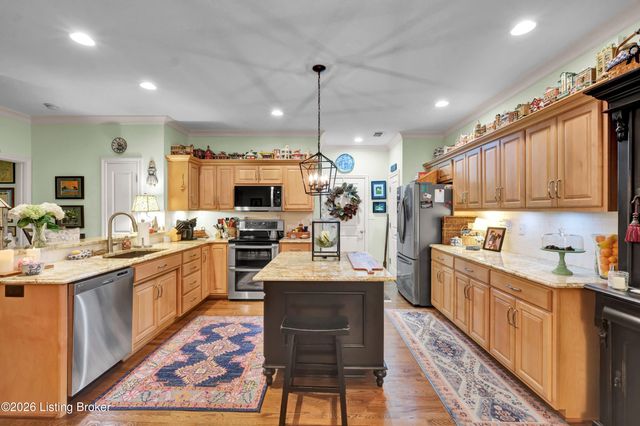 141 Treslyn Way 141, Louisville, KY 40245