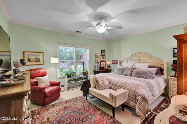 141 Treslyn Way 141, Louisville, KY 40245
