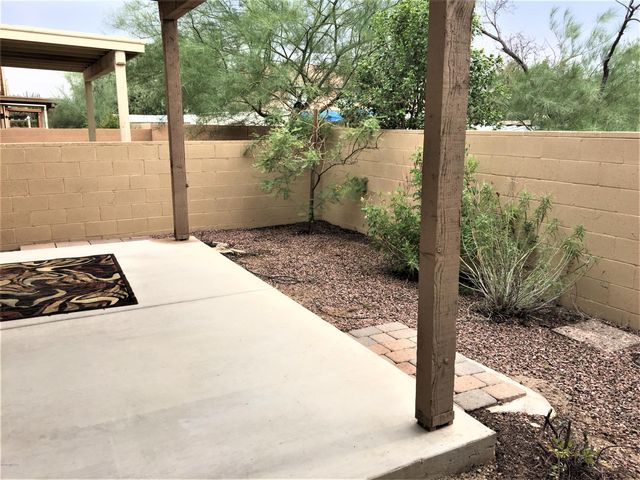 3085 N Desert Stone Place, Tucson, AZ 85716