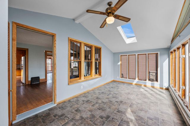 1203 Juno Avenue, Saint Paul, MN 55116