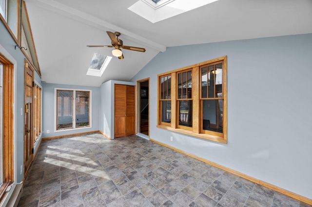 1203 Juno Avenue, Saint Paul, MN 55116