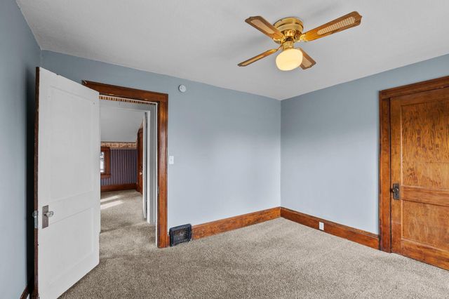 1203 Juno Avenue, Saint Paul, MN 55116