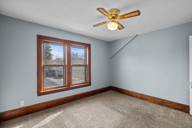 1203 Juno Avenue, Saint Paul, MN 55116