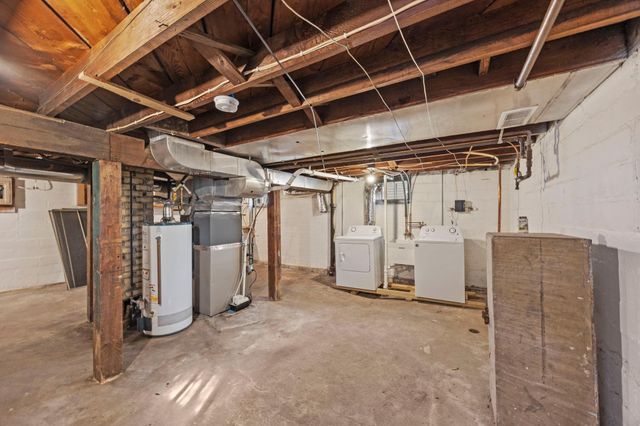 1203 Juno Avenue, Saint Paul, MN 55116