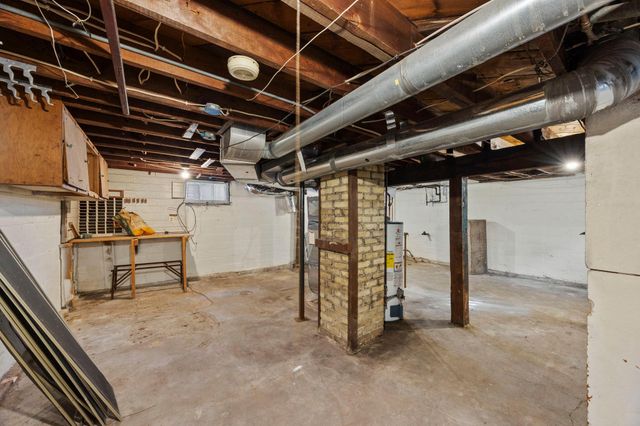 1203 Juno Avenue, Saint Paul, MN 55116