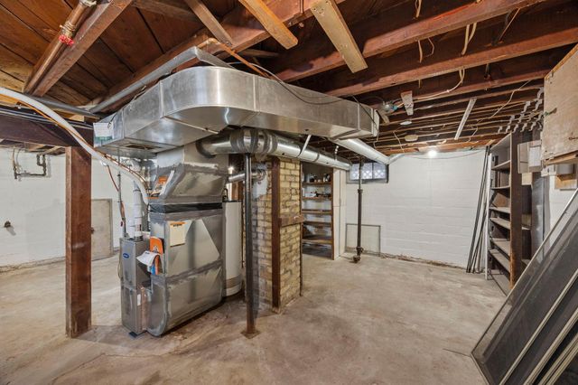 1203 Juno Avenue, Saint Paul, MN 55116