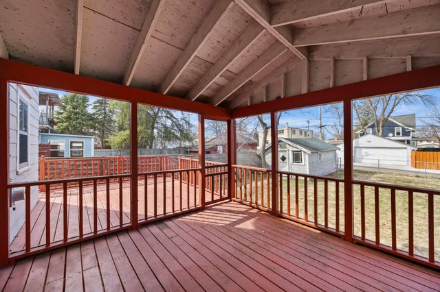 1203 Juno Avenue, Saint Paul, MN 55116