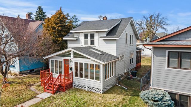 1203 Juno Avenue, Saint Paul, MN 55116