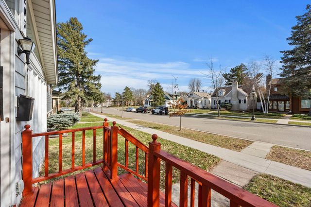 1203 Juno Avenue, Saint Paul, MN 55116