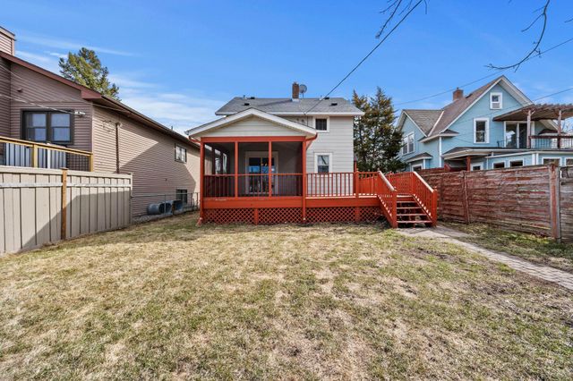 1203 Juno Avenue, Saint Paul, MN 55116