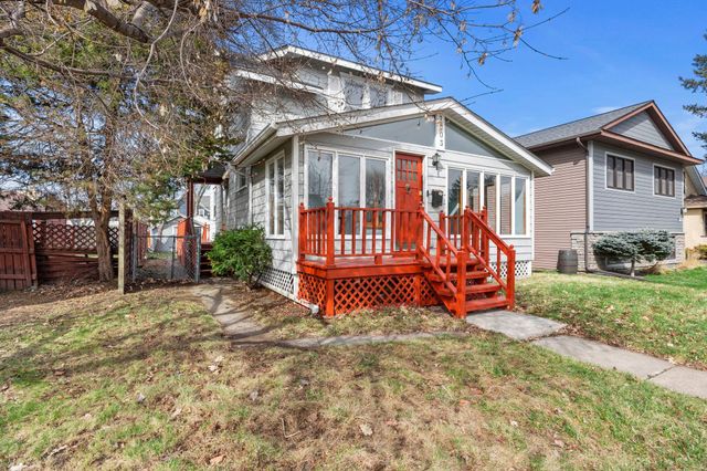 1203 Juno Avenue, Saint Paul, MN 55116