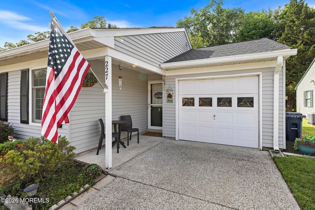 227 Lexington Drive, Little Egg Harbor, NJ 08087