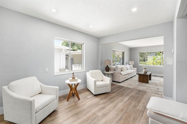 4925 ALCAZAR WAY S, St Petersburg, FL 33712