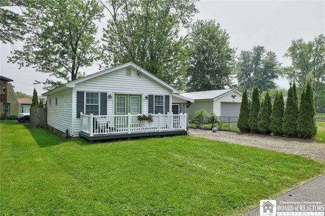 2416 Keller Road, Busti, NY 14710