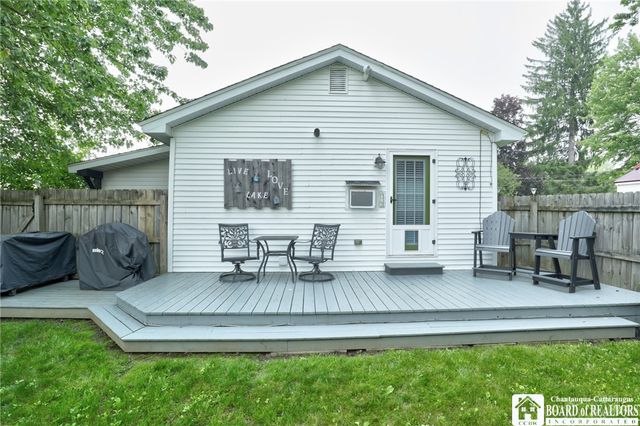 2416 Keller Road, Busti, NY 14710