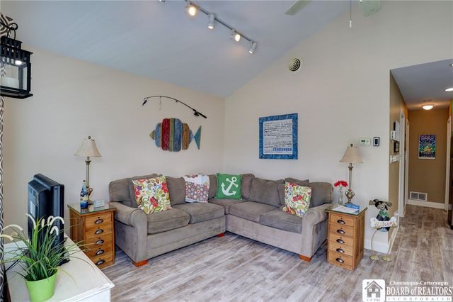 2416 Keller Road, Busti, NY 14710