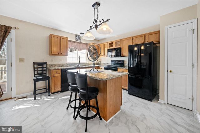 44 DENNY CIR, Newark, DE 19702