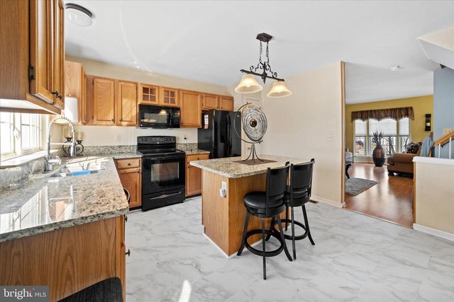 44 DENNY CIR, Newark, DE 19702