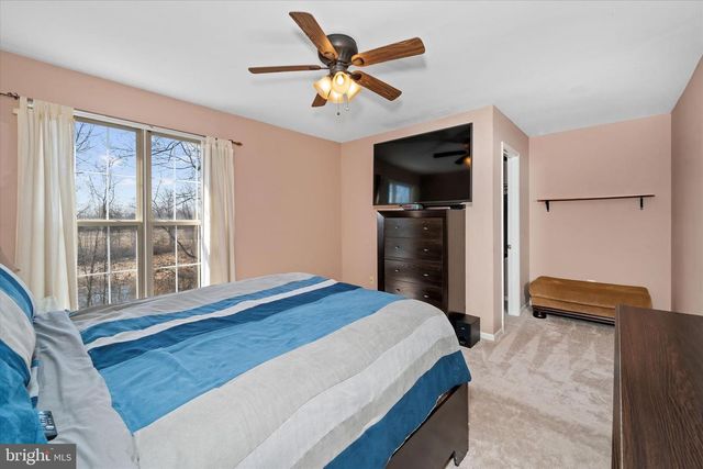 44 DENNY CIR, Newark, DE 19702