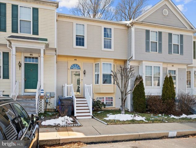 44 DENNY CIR, Newark, DE 19702