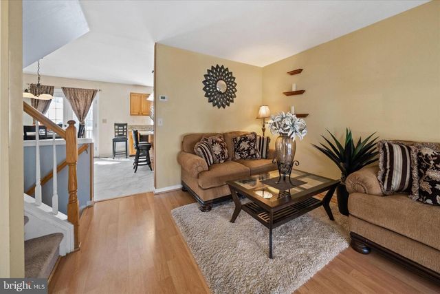 44 DENNY CIR, Newark, DE 19702