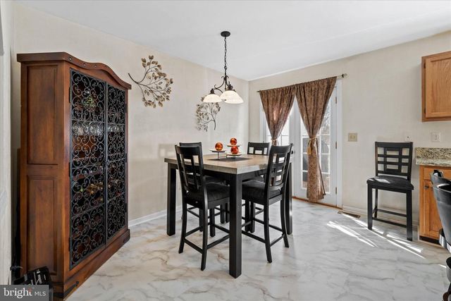 44 DENNY CIR, Newark, DE 19702