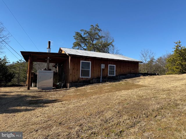 40 AMANDAS LN, Keyser, WV 26726