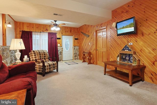 40 AMANDAS LN, Keyser, WV 26726