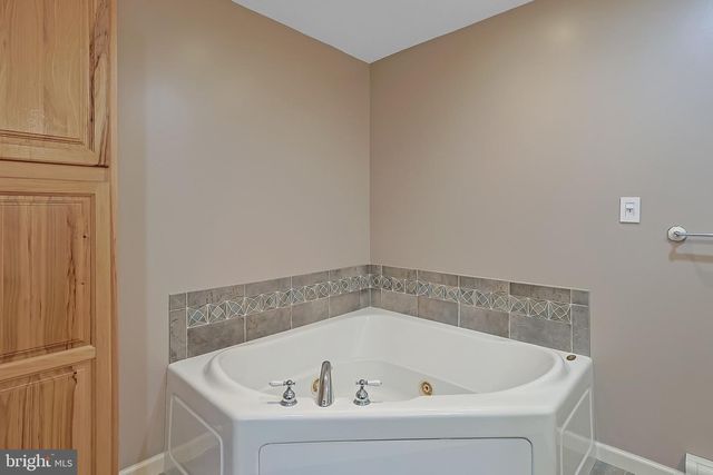 40 AMANDAS LN, Keyser, WV 26726