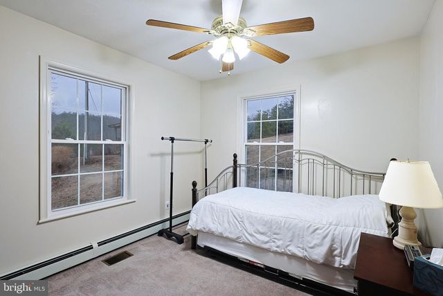 40 AMANDAS LN, Keyser, WV 26726