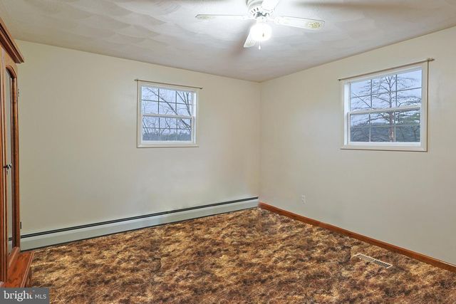 40 AMANDAS LN, Keyser, WV 26726