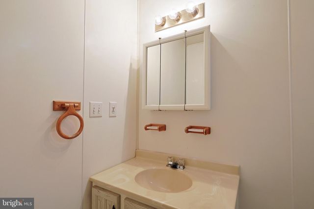 40 AMANDAS LN, Keyser, WV 26726