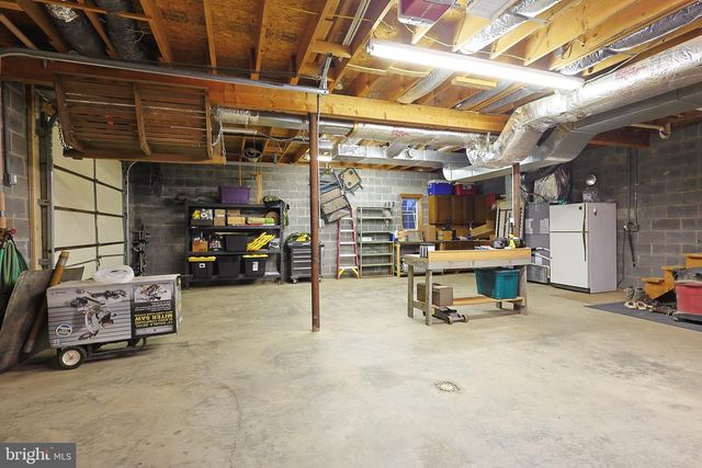 40 AMANDAS LN, Keyser, WV 26726